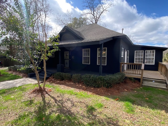 view of front facade featuring a deck