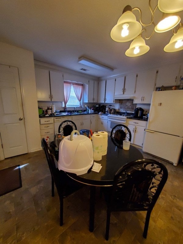 dining area with sink
