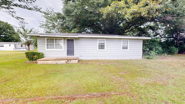 806 County Road 23, Skipperville, AL 36374 - view of front of house featuring a front lawn