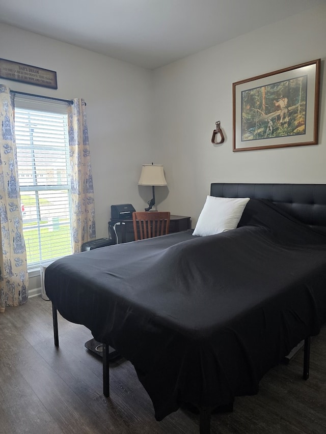 526 Ridgeland Rd, Dothan, AL 36301 - bedroom featuring wood finished floors