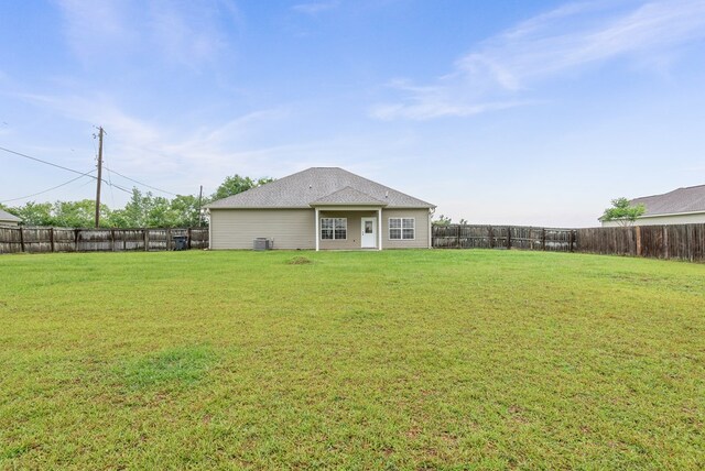 2045 Holland Rd, Newton, AL 36352 - back of house featuring central AC