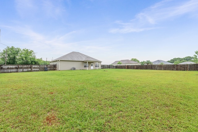 2045 Holland Rd, Newton, AL 36352 - view of yard