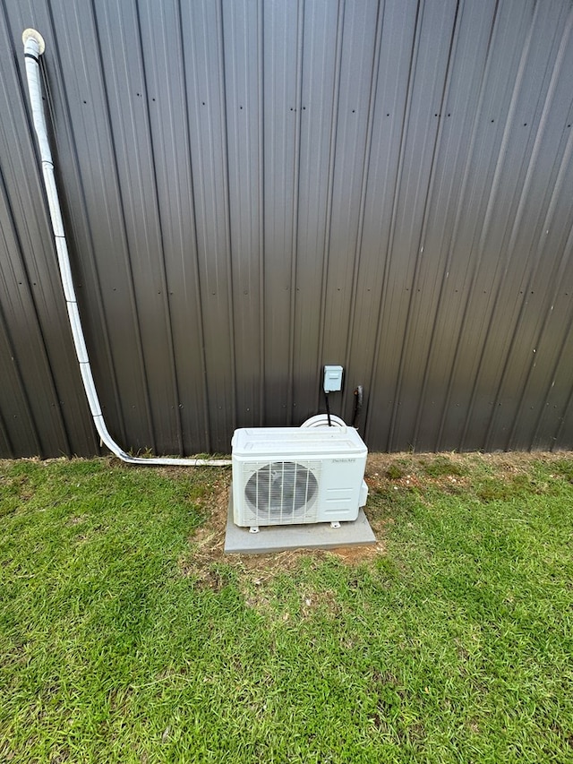 2103 Holland Rd, Newton, AL 36352 - exterior view of ac unit