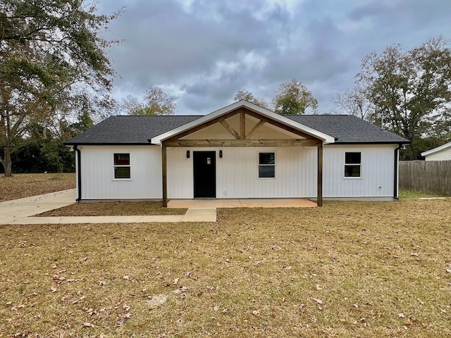 view of modern farmhouse