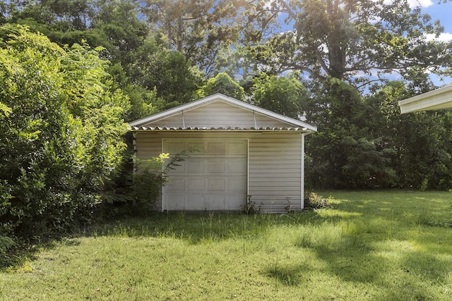 1105 Deborah St, Dothan, AL 36301 - view of detached garage