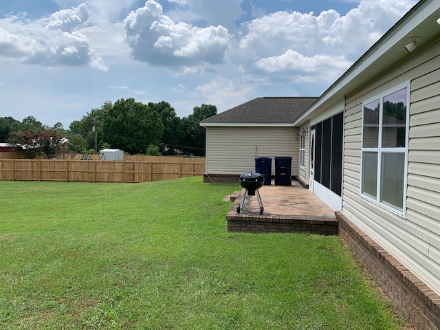 708 Sandstone Dr, Dothan, AL 36303 - view of yard with a patio area