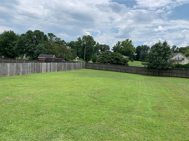 708 Sandstone Dr, Dothan, AL 36303 - view of fenced backyard