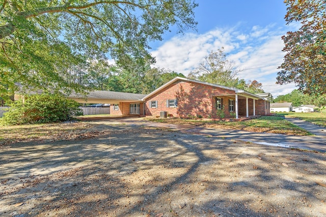 1303 Highland Dr, Elba, AL 36323 - ranch-style house featuring brick siding and driveway