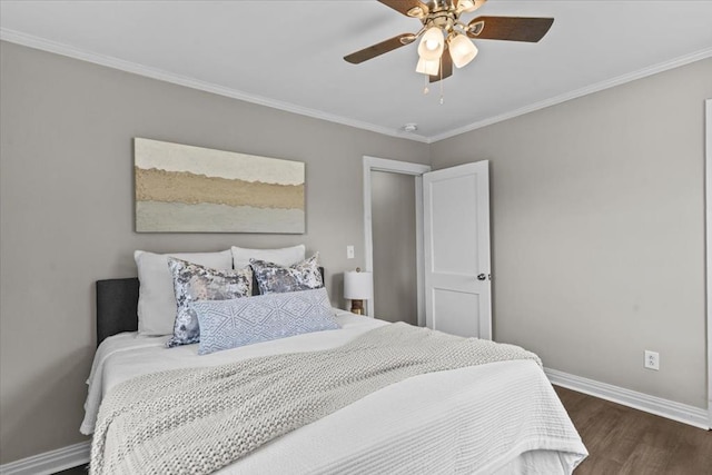 1301 S Bell St, Dothan, AL 36301 - bedroom with baseboards, dark wood finished floors, crown molding, and ceiling fan