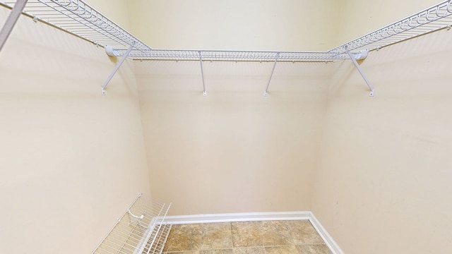 412 Darlington Cir, Dothan, AL 36301 - view of spacious closet