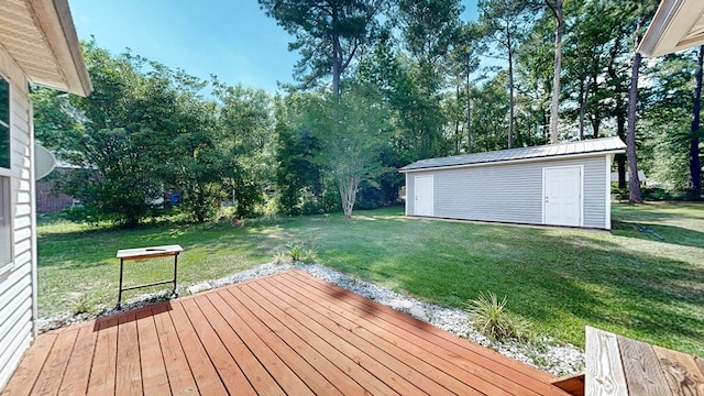 412 Darlington Cir, Dothan, AL 36301 - deck with a yard, an outbuilding, and view of wooded area