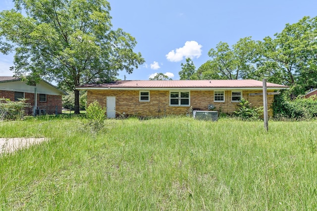 803 Dogwood Trl, Dothan, AL 36301 - rear view of house with brick siding