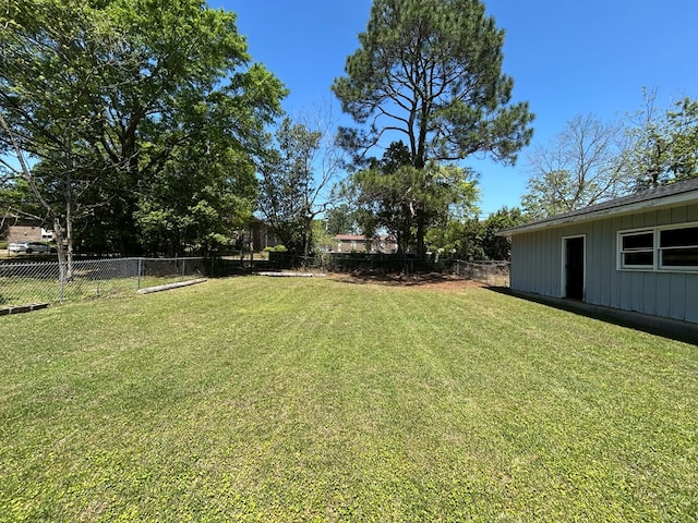 1000 Martin St, Dothan, AL 36301 - view of yard featuring a fenced backyard