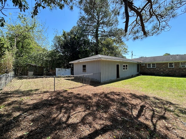 1000 Martin St, Dothan, AL 36301 - view of yard featuring fence