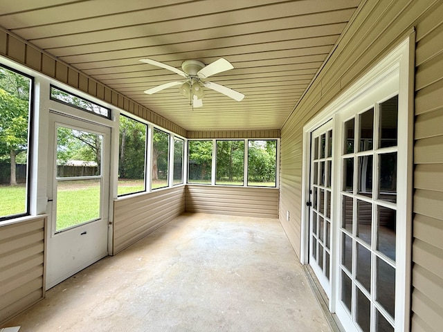 143 Durby Ln, Dothan, AL 36305 - unfurnished sunroom with ceiling fan