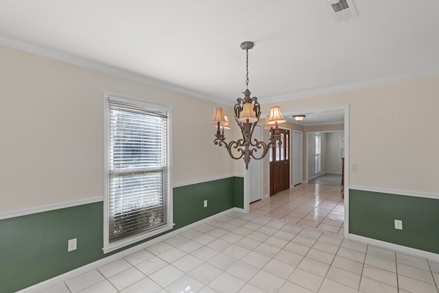 unfurnished dining area with an inviting chandelier, ornamental molding, visible vents, light tile patterned flooring, and baseboards