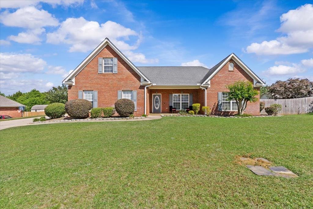 102 Riverwood Dr, Enterprise, AL 36330 - traditional-style home featuring brick siding