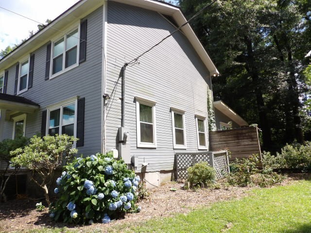 102 Wesley Dr, Abbeville, AL 36310 - photo 24