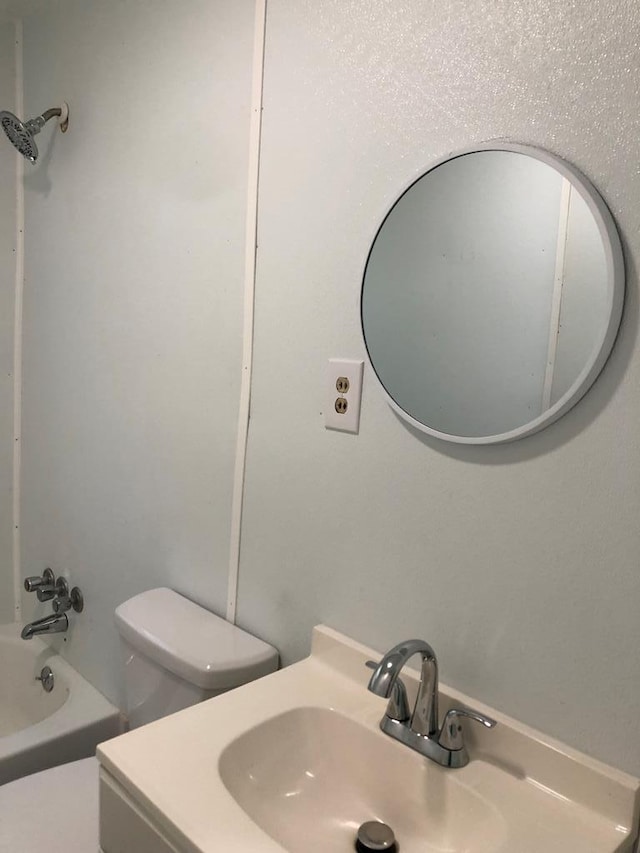 1305 Petty St, Dothan, AL 36301 - bathroom featuring a sink, toilet, and shower / bath combination