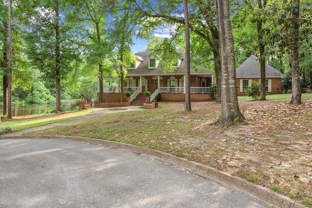 408 Shakespeare Dr, Dothan, AL 36303 - cape cod home with covered porch