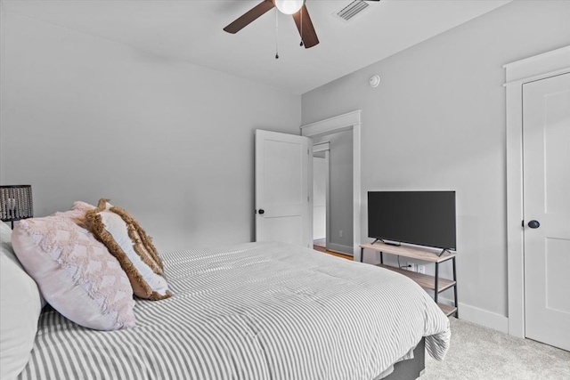 246 Suggs Rd, Dothan, AL 36345 - bedroom featuring carpet flooring and a ceiling fan