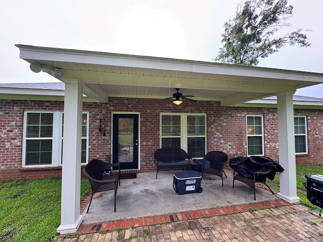 303 Courtland Dr, Dothan, AL 36301 - view of patio with a ceiling fan