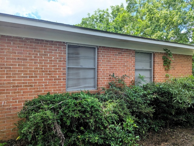 108 Imperial Dr, Eufaula, AL 36027 - exterior view of brick siding