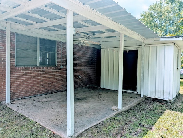 108 Imperial Dr, Eufaula, AL 36027 - view of patio / terrace with a carport