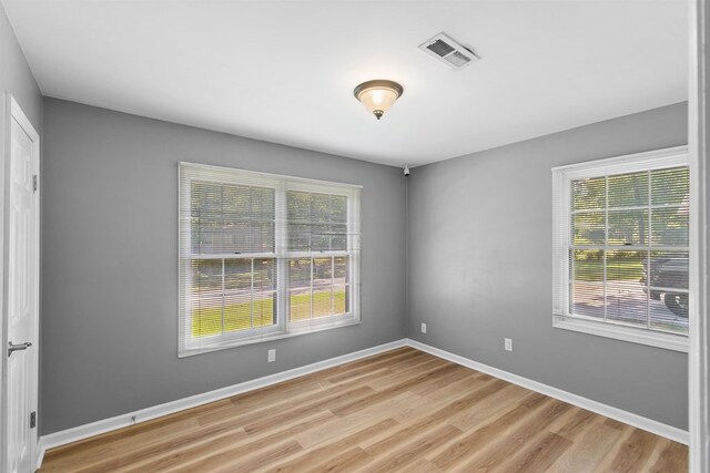 1005 Rampart Dr, Dothan, AL 36303 - spare room featuring light wood finished floors