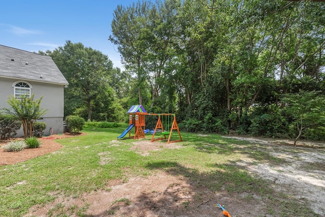 view of yard featuring a playground