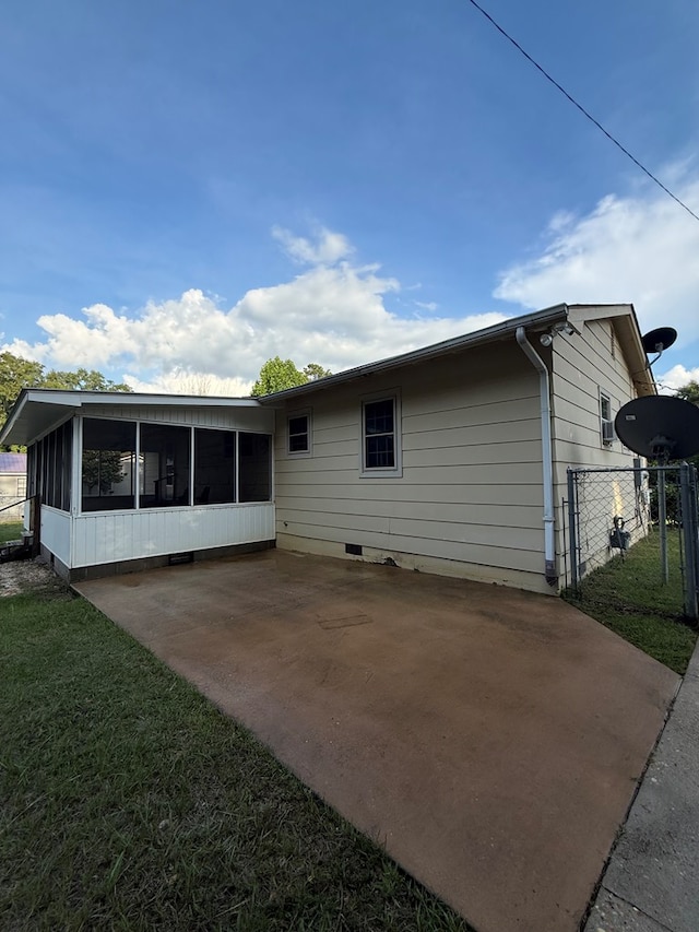 2303 Brown St, Dothan, AL 36303 - back of property with a sunroom