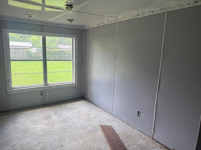 516 Gammage Rd, Eufaula, AL 36027 - view of empty room