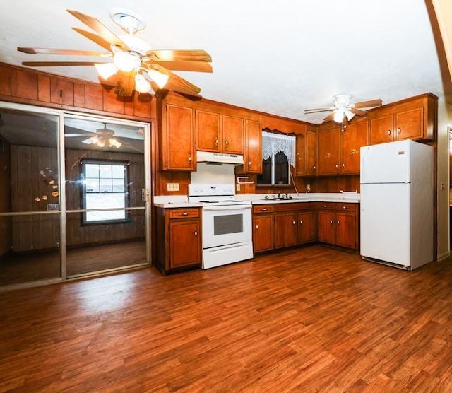 kitchen with under cabinet range hood, white appliances, light countertops, and a ceiling fan