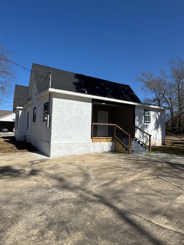 view of side of property