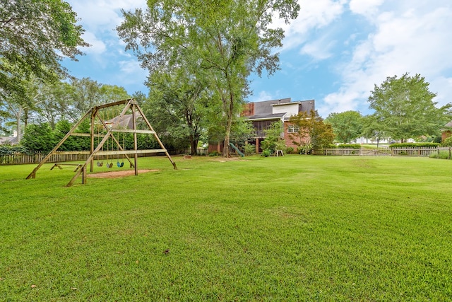 4 Woodmere Dr, Dothan, AL 36305 - fenced backyard featuring a playground