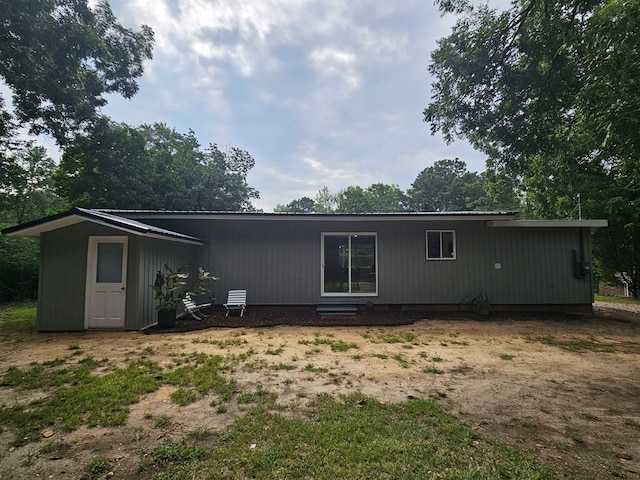 276 Fairview, Ozark, AL 36360 - rear view of property