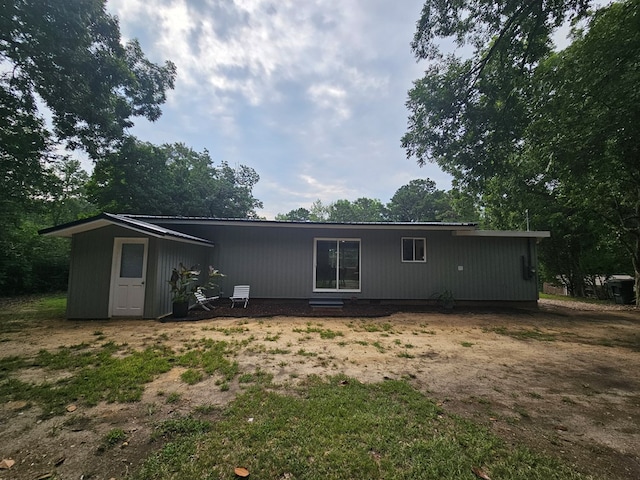 276 Fairview, Ozark, AL 36360 - rear view of house