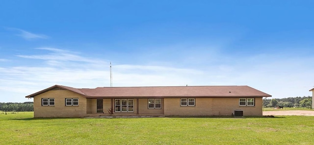 351 Hayborn Rd, Webb, AL 36376 - back of house with a yard
