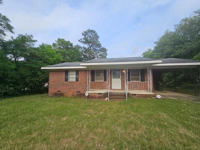 ranch-style house with covered porch, a front yard, and crawl space