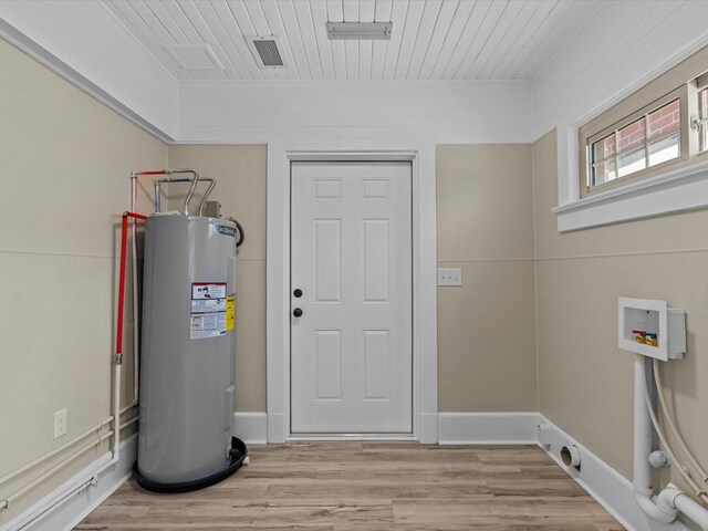 203 E Mckinnon St, New Brockton, AL 36351 - utilities featuring water heater