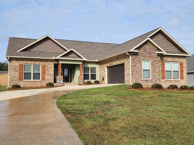 craftsman-style home featuring a front lawn