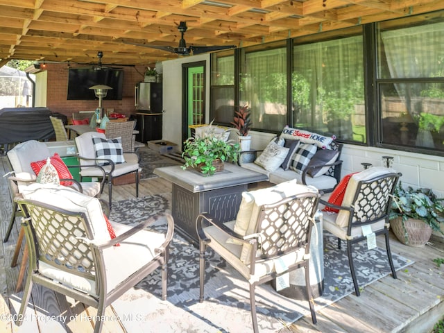 view of patio / terrace featuring ceiling fan and an outdoor hangout area