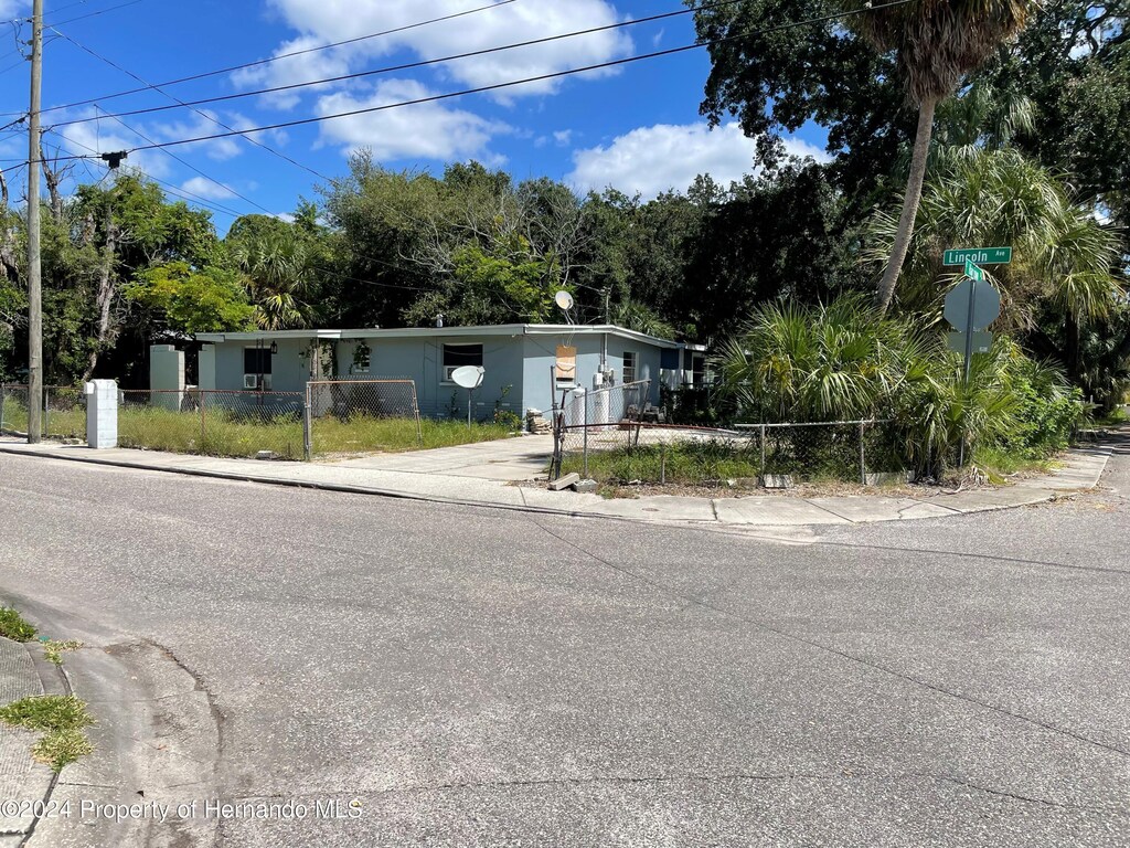 view of manufactured / mobile home