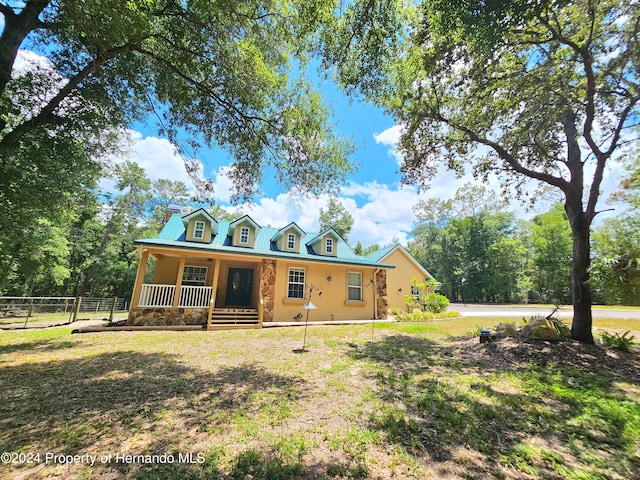 view of front of home with covered porch