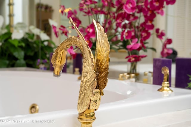 11915 W Riverhaven Dr, Homosassa, FL 34448 - bathroom view of a bath