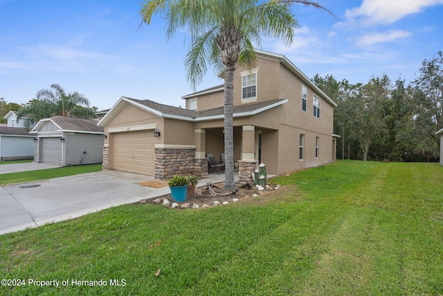 view of front of home featuring a front lawn