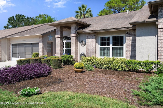 view of front of property