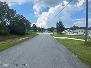 Listing photo 2 for 13035 House Finch Rd, Brooksville FL 34614