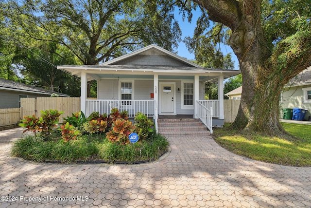 view of front facade featuring covered porch