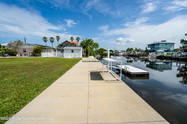 Listing photo 3 for 4530 Gulfstream Dr, Hernando Beach FL 34607